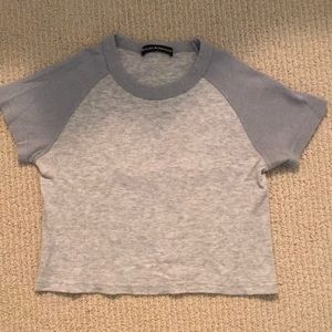 Brandy Melville Cropped T-shirt
